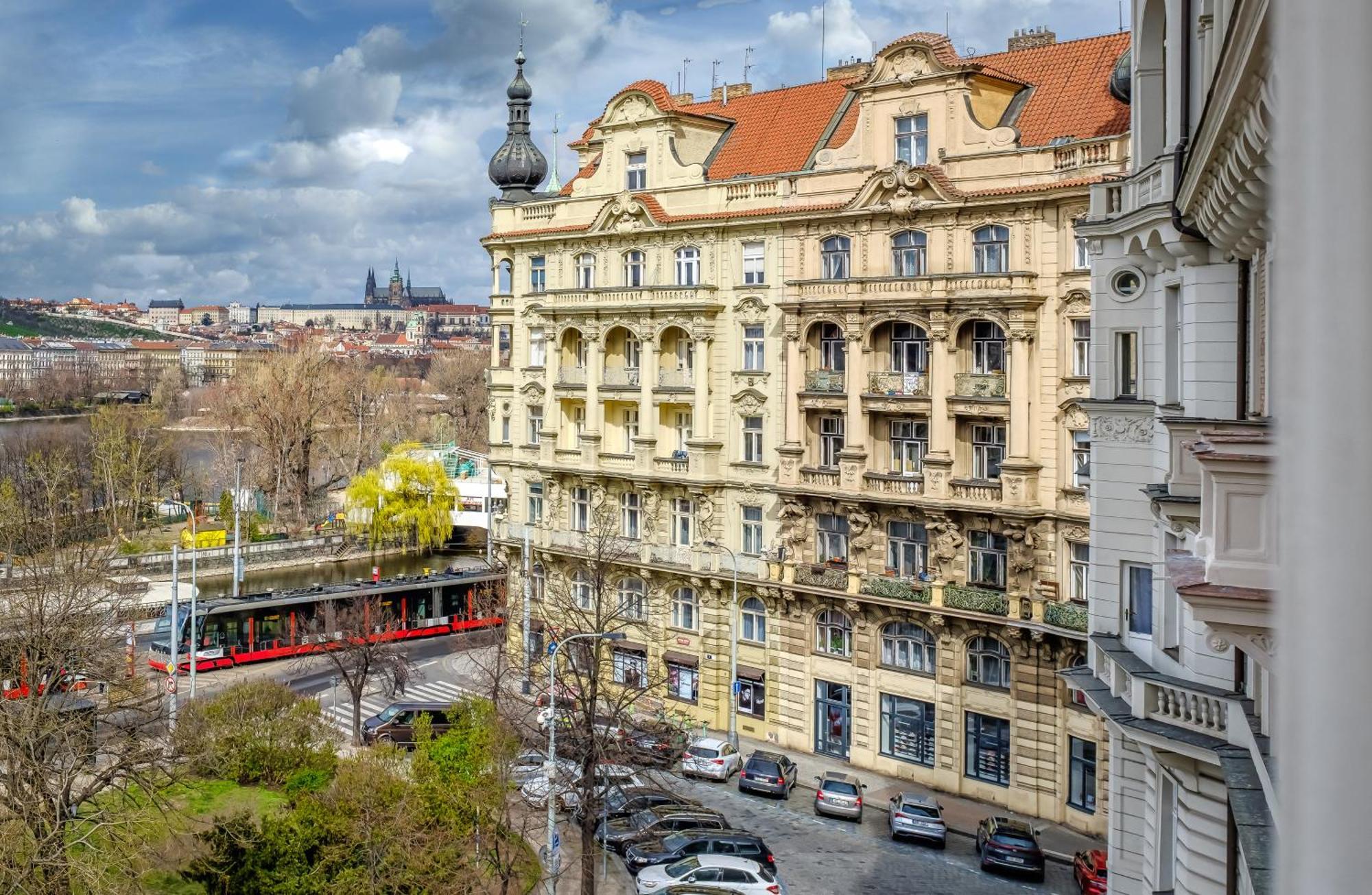 River Dance Suites By Adrez Prague Ngoại thất bức ảnh